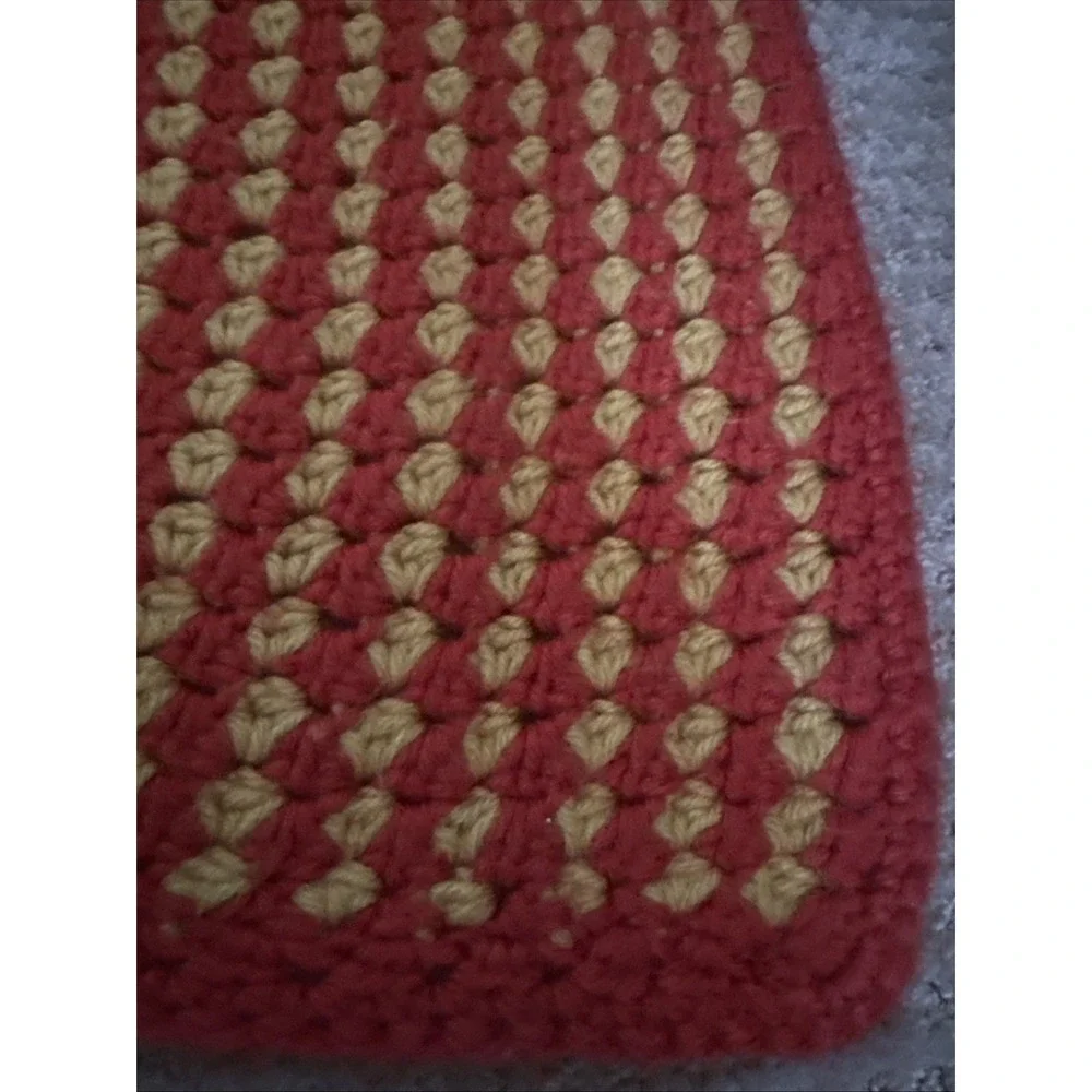Hand‎ Made Crochet Throw Blanket/Afghan Yellow/Orange 40 X 37
